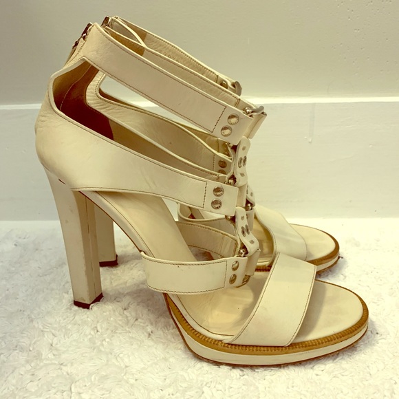 Gucci Cream Leather Gladiator Heels - Picture 2 of 7